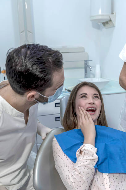 Emergency Gum Pain Relief in AZ